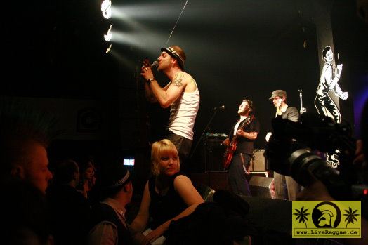 Babylove and The Van Dangos (DK) Ironbar Ska Festival - Centrum, Erfurt 24. Maerz 2007 (12).JPG